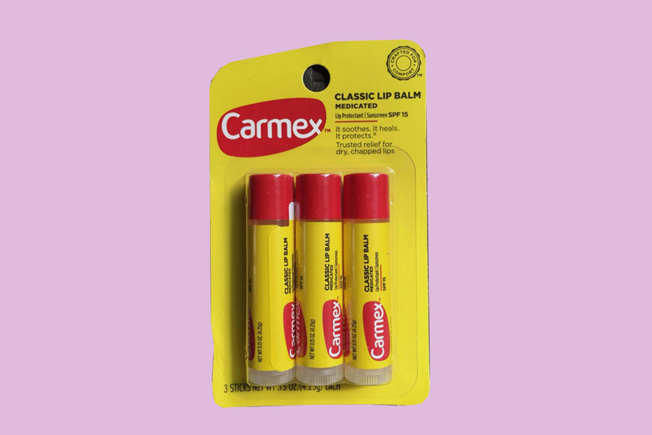 Thiết kế của CARMEX MEDICATED LIP BALM